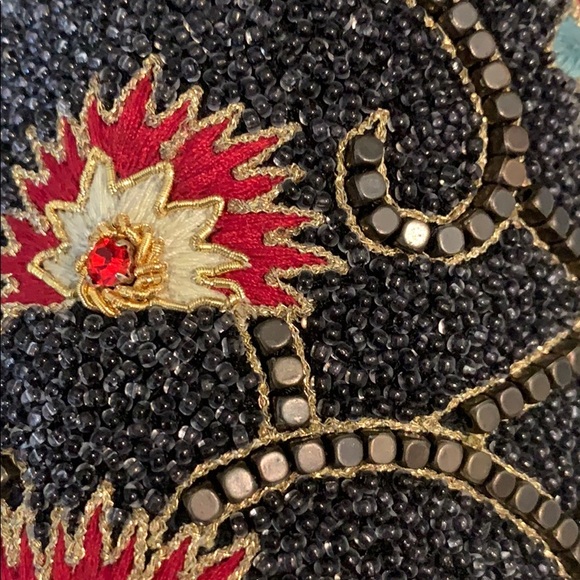 Stunning Embroidered and adorned Cowboy boots. - Picture 7 of 8